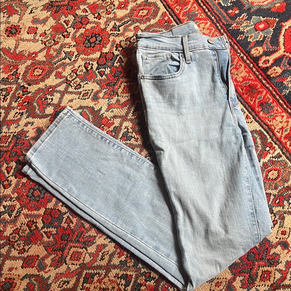 Levi's High Rise Straight Jean - Picture 2 of 4